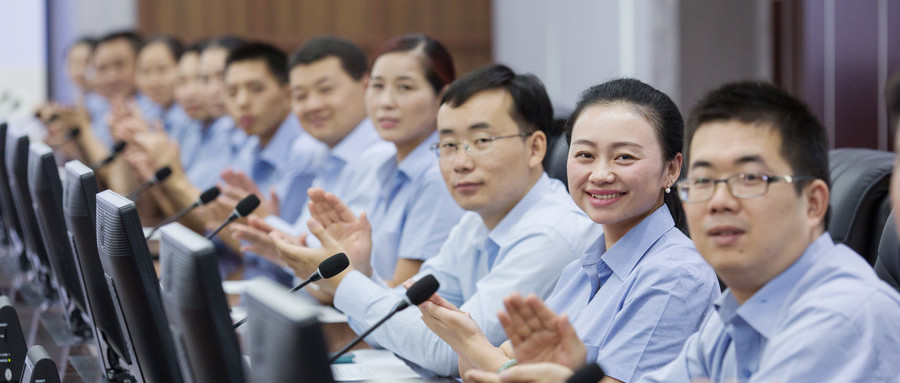 盘古智能：选举王刚先生为公司第二届董事会职工代表董事