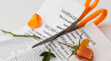 离婚证可以异地办理吗？如何走程序