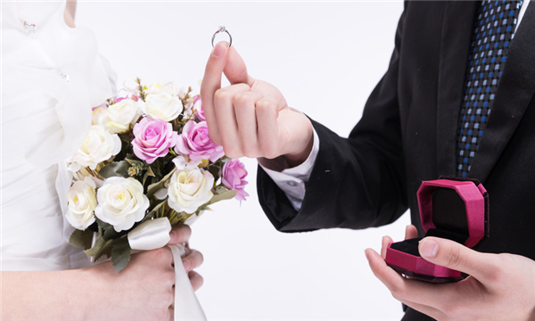 起诉离婚期间算合法夫妻吗