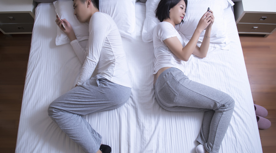 没有居住证可以起诉离婚吗